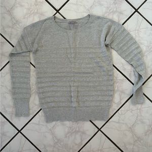 Gap sweater